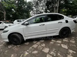 Honda City Prosmetic Sedan 2021 - Low Mileage Compact Car