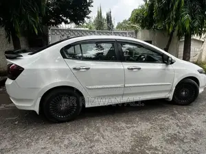 Honda City Prosmetic Sedan 2021 - Low Mileage Compact Car