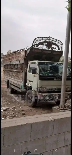Master Econo 2010 Economic Compact Vehicle