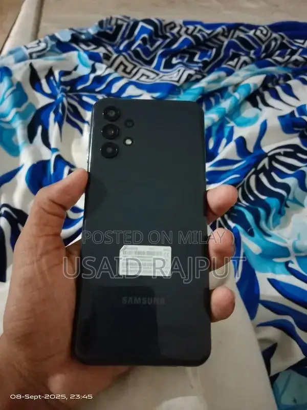 Samsung Galaxy A13 Smartphone - Original Panel 4/64GB