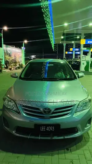 Photo - Toyota Corolla GLI Sedan - Well-Maintained Sedan