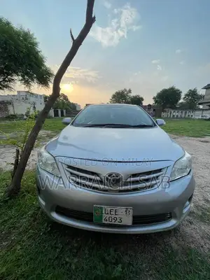 Toyota Corolla GLI Sedan - Well-Maintained Sedan
