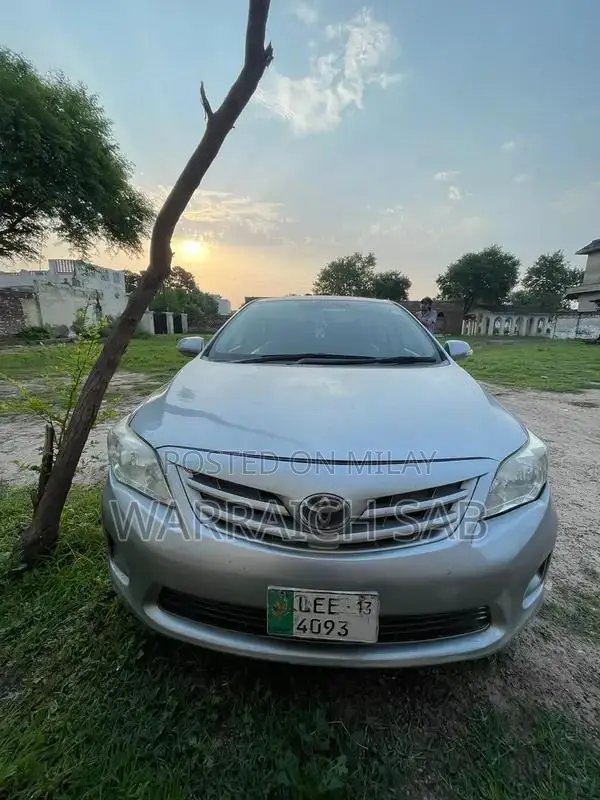 Toyota Corolla GLI Sedan - Well-Maintained Sedan