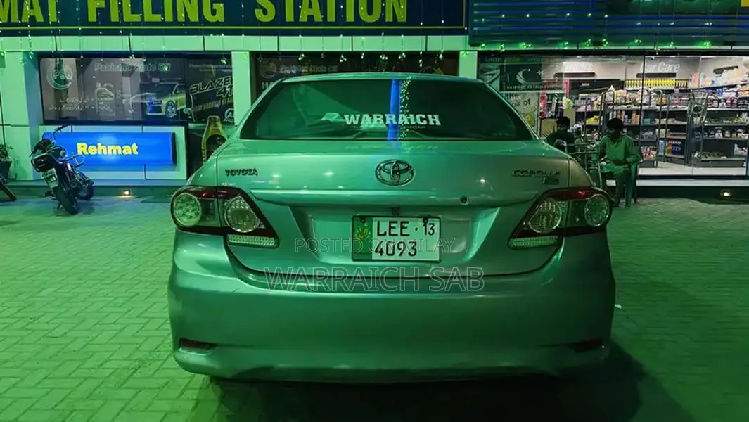 Toyota Corolla GLI Sedan - Well-Maintained Sedan