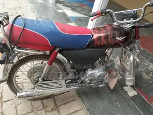 Honda CD 70 Motorcycle - Classic Two-Wheeler with Reliable Performance