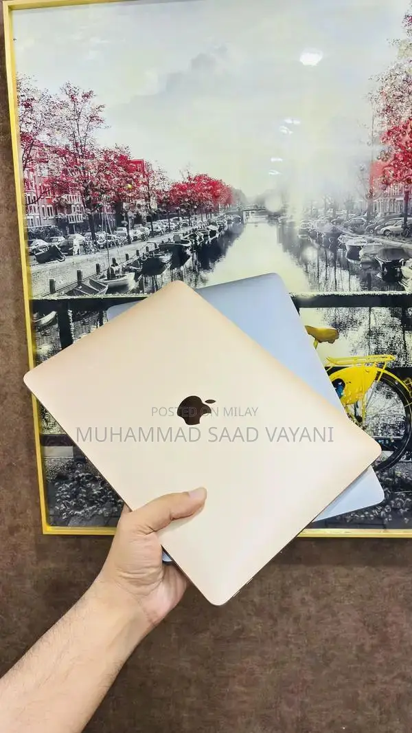 MacBook Air M1 2020 13.3" Retina Display Laptop