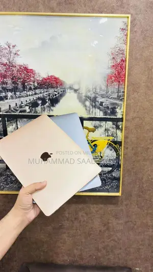 MacBook Air M1 2020 13.3" Retina Display Laptop