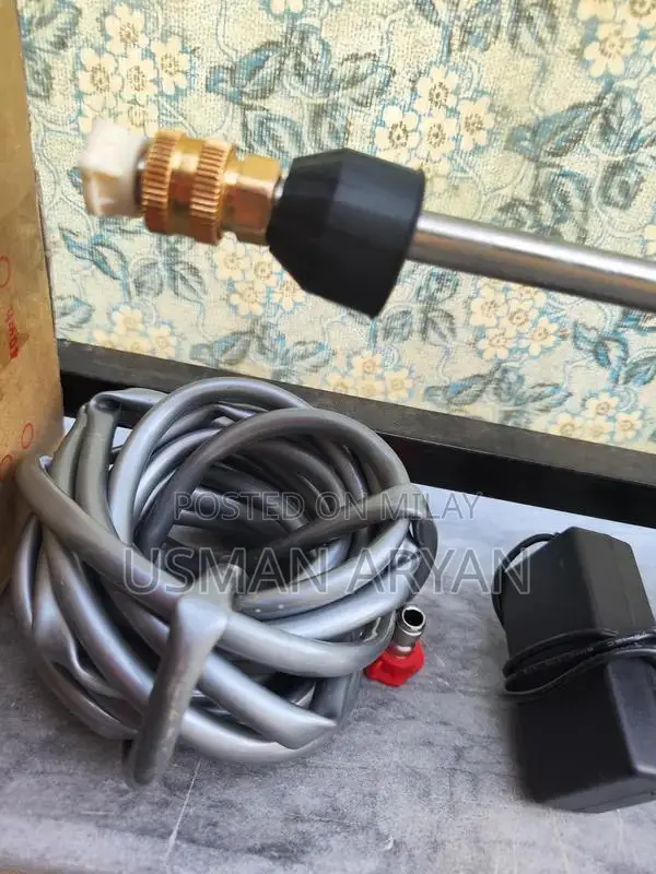 Portable Wireless Rechargeable Car Pressure Washer for Outdoor Cleanin