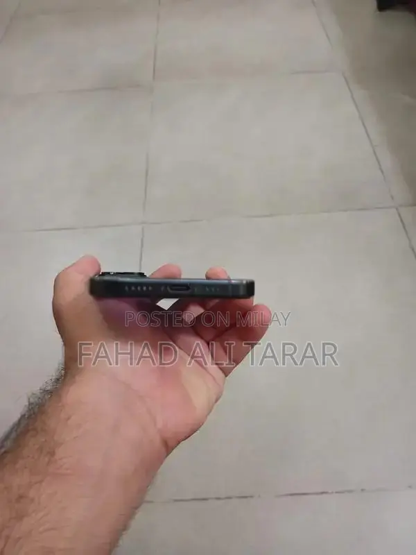 Pre-Owned iPhone 15 with High Battery Health and Functional Features