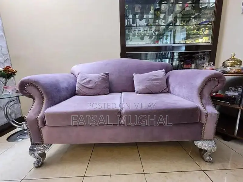 Comfortable 3-Piece Sofa Set in Excellent Condition