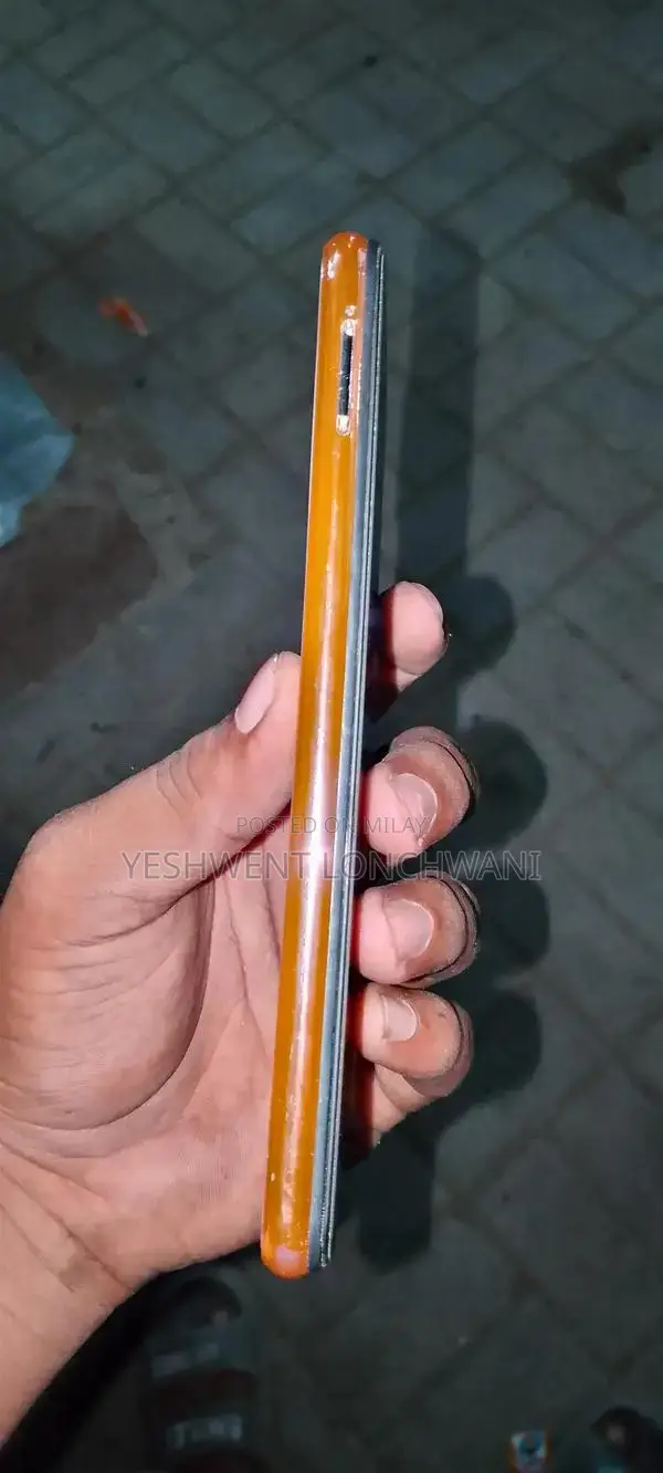 Vivo Y17 Smartphone with 8GB RAM and 256GB Storage