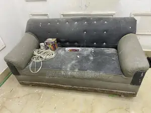 Photo - Comfortable 6-Seat Sofa Set for Modern Living Spaces