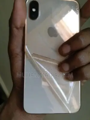 Golden iPhone XS 64GB Dual SIM Smartphone