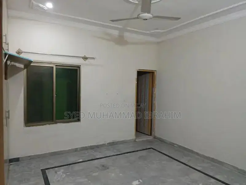 First Floor House Rental in Ghauri Town
