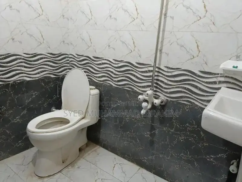 First Floor House Rental in Ghauri Town