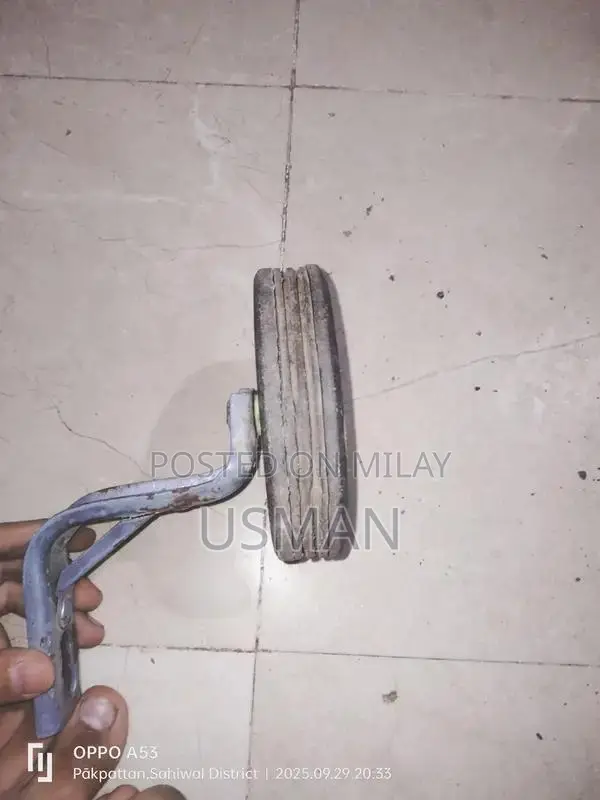 Yellow Supporting Wheel for Kids Bicycle Training Wheel