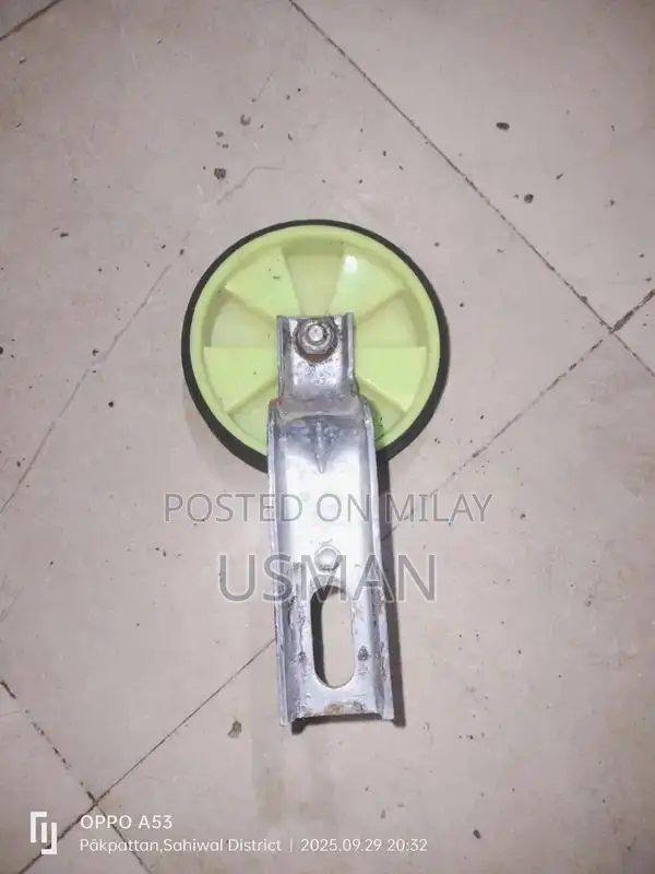 Yellow Supporting Wheel for Kids Bicycle Training Wheel