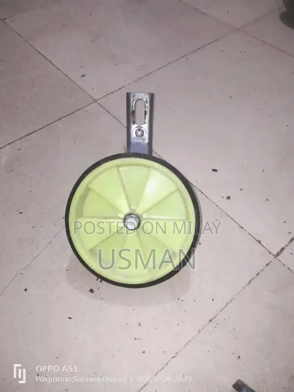 Yellow Supporting Wheel for Kids Bicycle Training Wheel