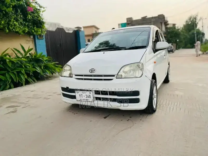 Daihatsu Mira 2-Door Compact Automatic Hatchback