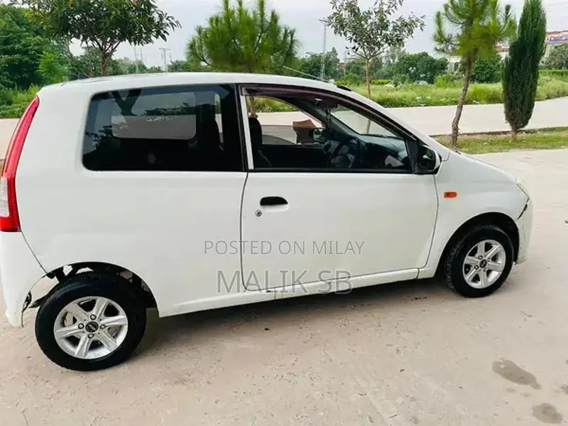 Daihatsu Mira 2-Door Compact Automatic Hatchback