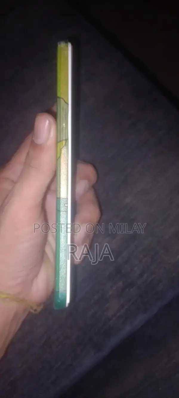 Mid-Range Smartphone 4GB RAM 64GB Storage Excellent Condition