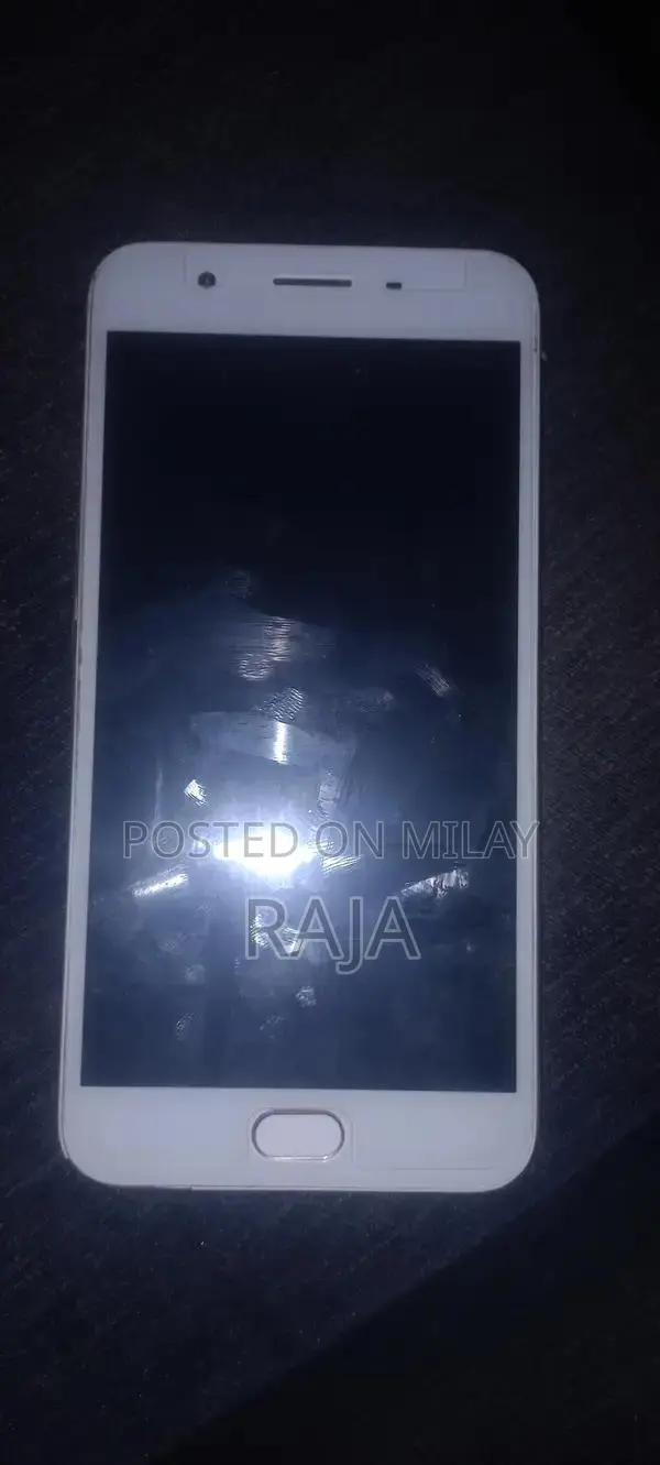 Mid-Range Smartphone 4GB RAM 64GB Storage Excellent Condition