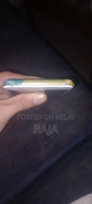 Mid-Range Smartphone 4GB RAM 64GB Storage Excellent Condition