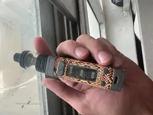 Photo - High-Performance P8 Vape Mod 100 Watt Device