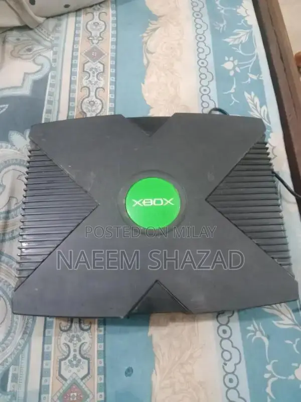 Original Xbox Classic Gaming Console 2001 Model