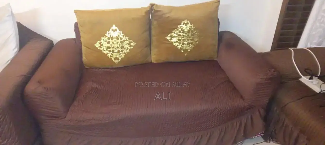 Comfortable 2-Seater Sofa for Living Room or Home