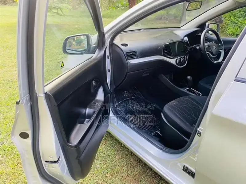 Kia Picanto 1.0 Automatic Hatchback First Owner