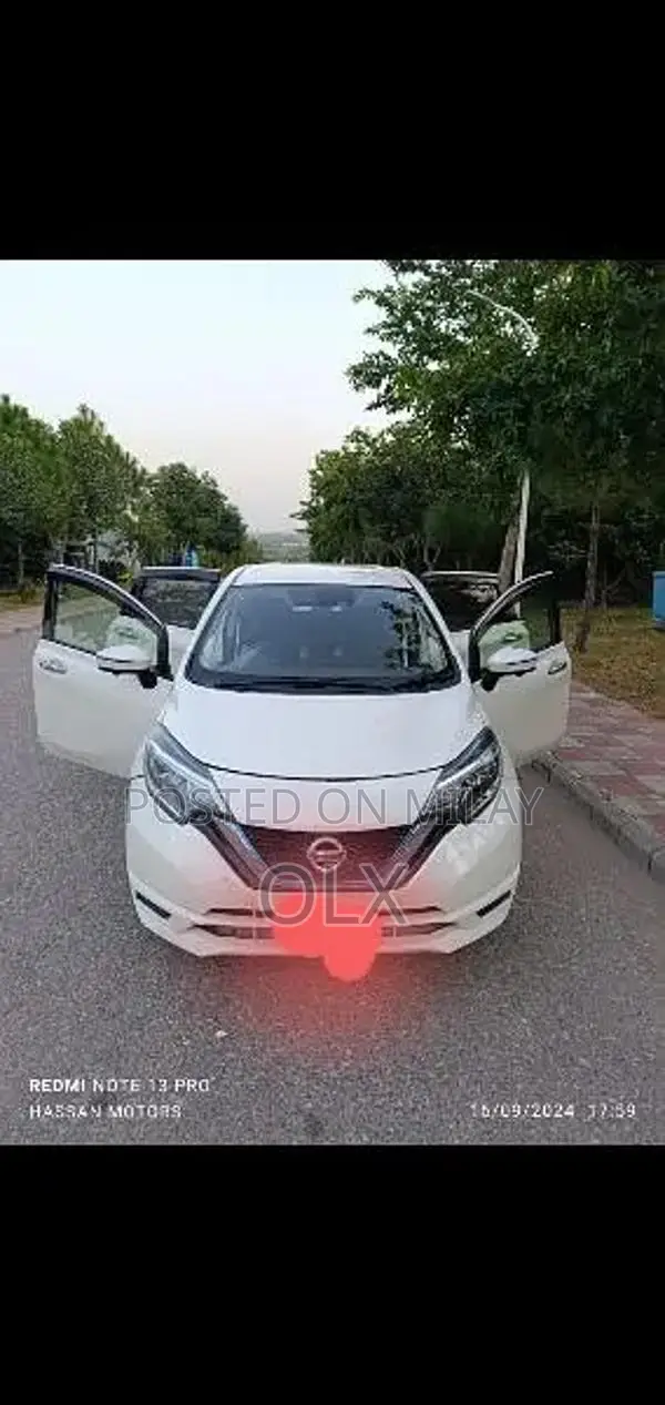 Nissan Note E-Power Compact Hatchback Sedan