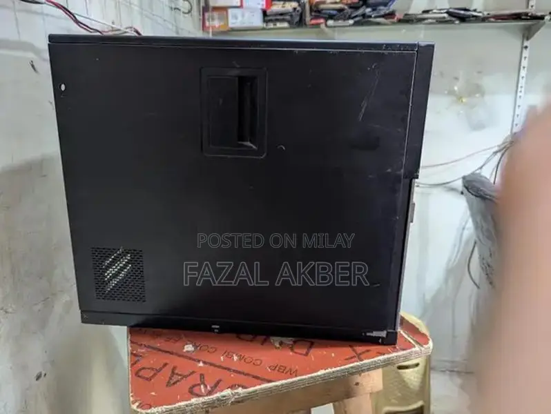 Dual Monitor Desktop PC with i5 and i7 Processors