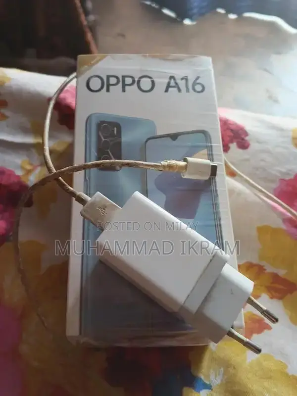 Compact Smartphone with Quad Core Processor and Dual SIM