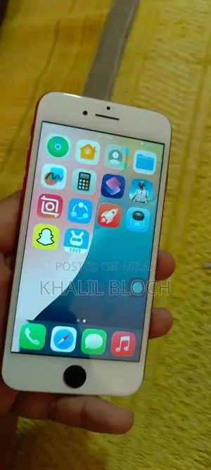 Apple iPhone SE 2020 64GB Smartphone with Minor Wear