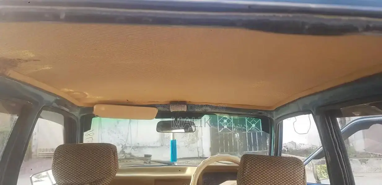 Fresh Suspension Engine Vehicle with Good Condition Tires