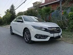 Photo - 2021 Honda Civic First Owner Full Options Sedan