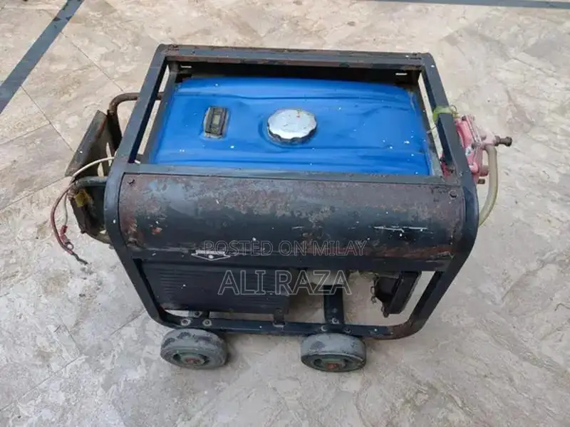 2500W Self-Start Portable Generator with Battery Option