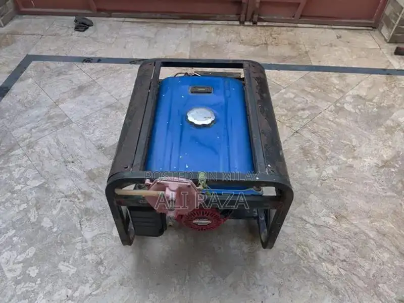 2500W Self-Start Portable Generator with Battery Option