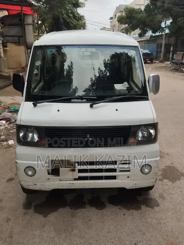 Mitsubishi Minicab Bravo Compact Van - Low Mileage 2008-2012 Model