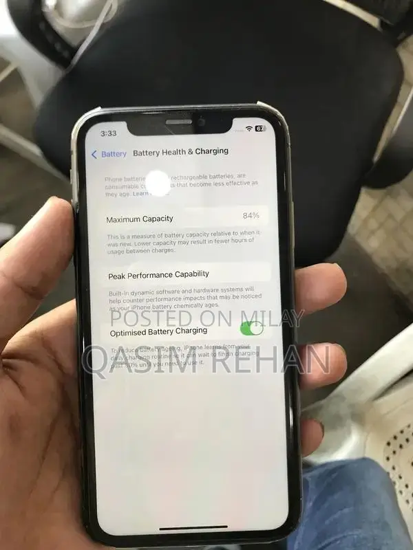 Factory Unlocked iPhone 11 64GB Esim Smartphone