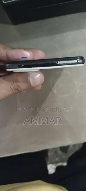 Samsung Galaxy A72 Smartphone - Great Condition Dual Storage