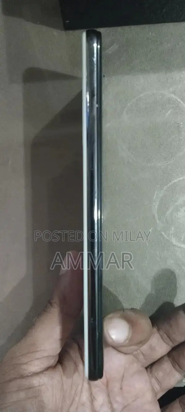 Samsung Galaxy A72 Smartphone - Great Condition Dual Storage