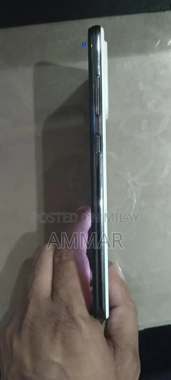 Samsung Galaxy A72 Smartphone - Great Condition Dual Storage