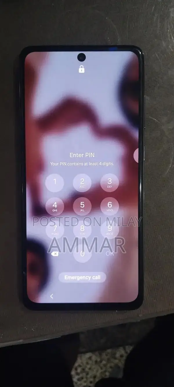 Samsung Galaxy A72 Smartphone - Great Condition Dual Storage