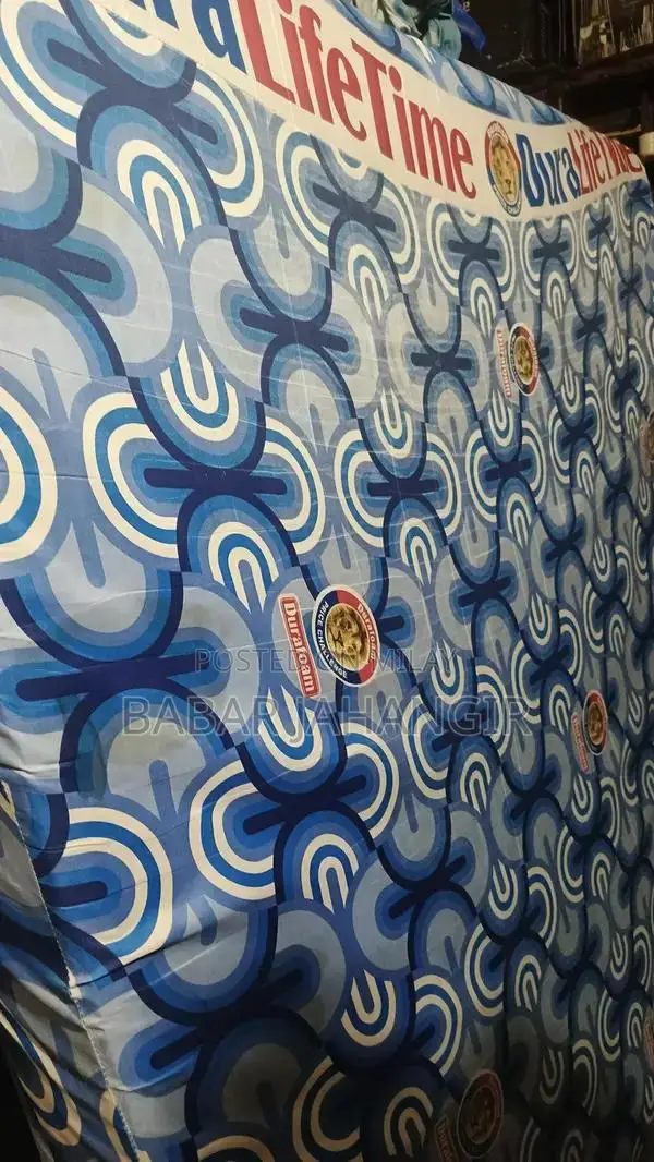 King Size Mattress in Excellent Condition