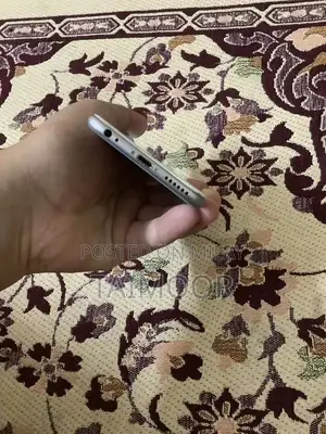 32GB iPhone 6s Smartphone Functional SIM Enabled