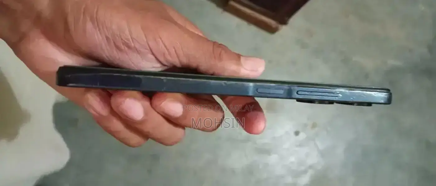 8+8 Mobile Device - Compact Smartphone with Charger