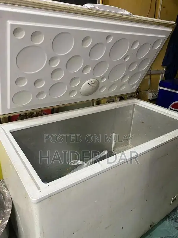 White Single Door Freezer in Running Condition