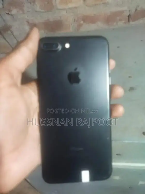 Apple iPhone 7 Plus Smartphone - Premium Mobile Device